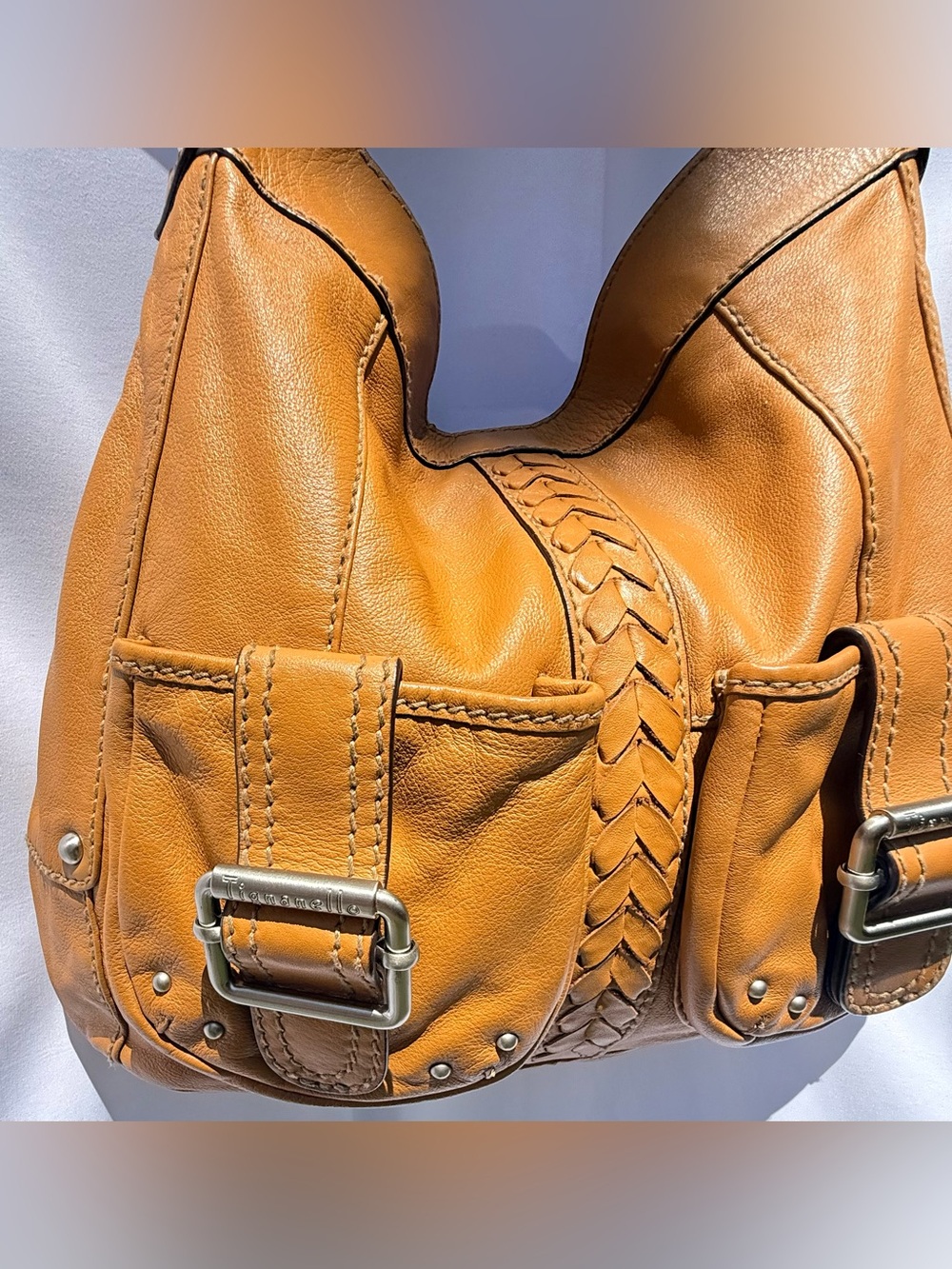 Tignanello Cognac Leather Hobo Shoulder Bag Braided Trim Utility Pocket Purse - Picture 4 of 10